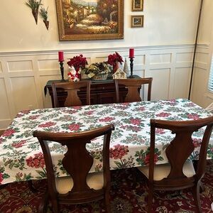 Vintage Festive 5’ x 10’ Tablecloth